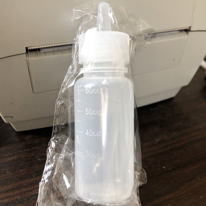 2-Piece Soft-Nipple Kitten Feeding Bottle Set – product view 4