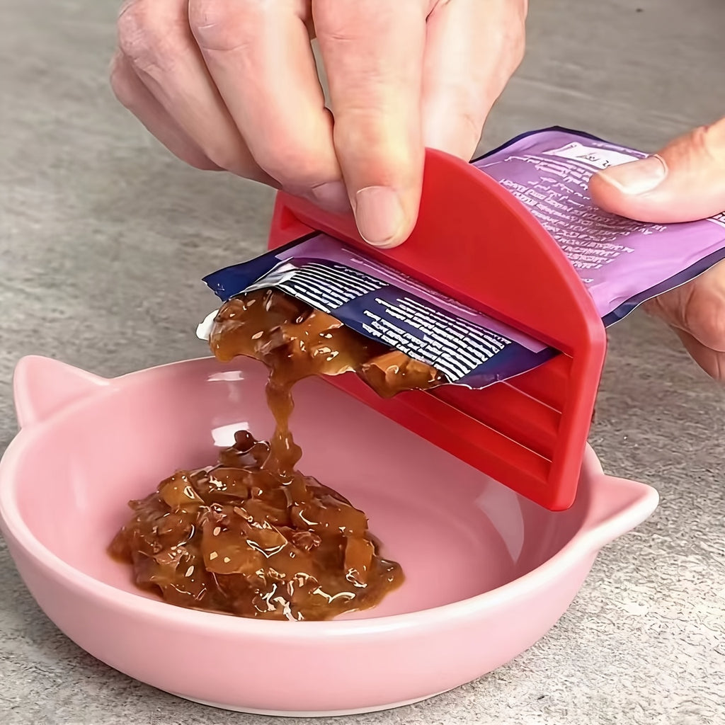 Mess-Free Wet Cat Food Scraper – product view 1