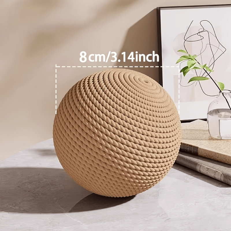 Cat Scratching Ball – product view 3