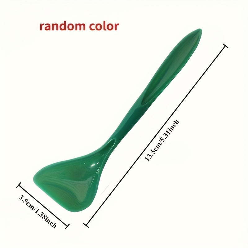 Plastic Cat Food Can Scoop – product view 2
